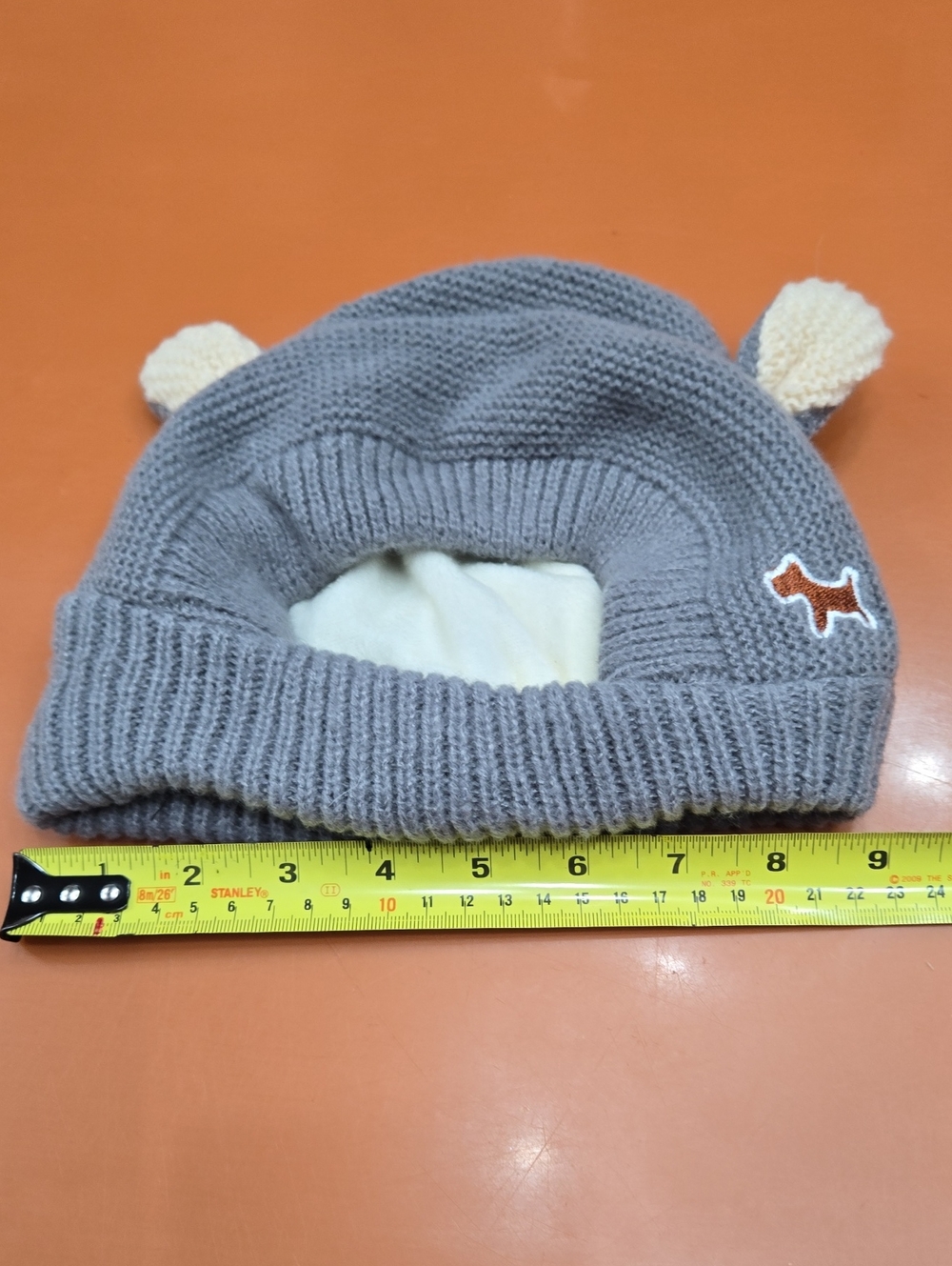 Dog's Gray Knit Winter Hat
